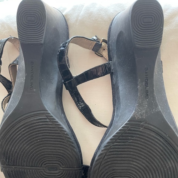Bandolino, black, wedge-heeled, strappy sandals.  Size 10.5. Beautiful 🤩 - Picture 4 of 4